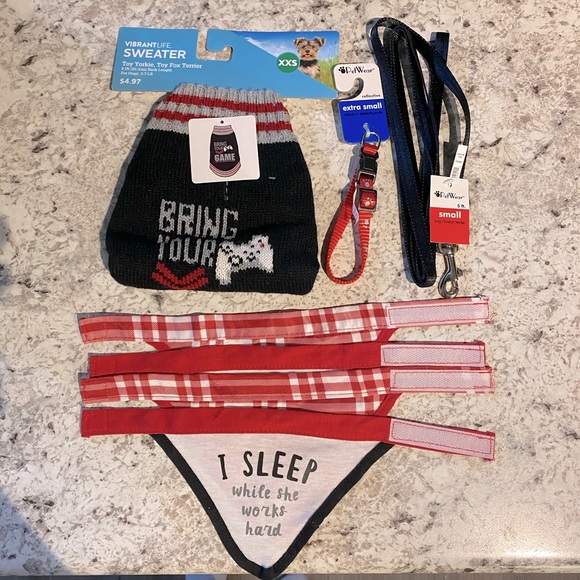 NWT Small Pet Bundle - Picture 1 of 5